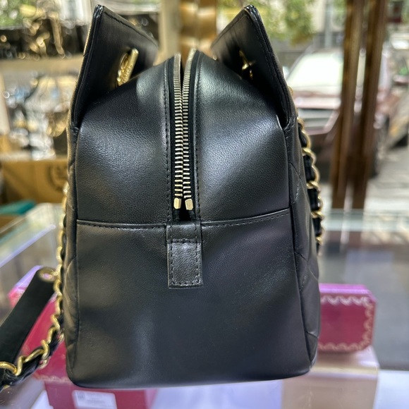 Chanel lampskin medallion zip tote bag tote black - Picture 3 of 8